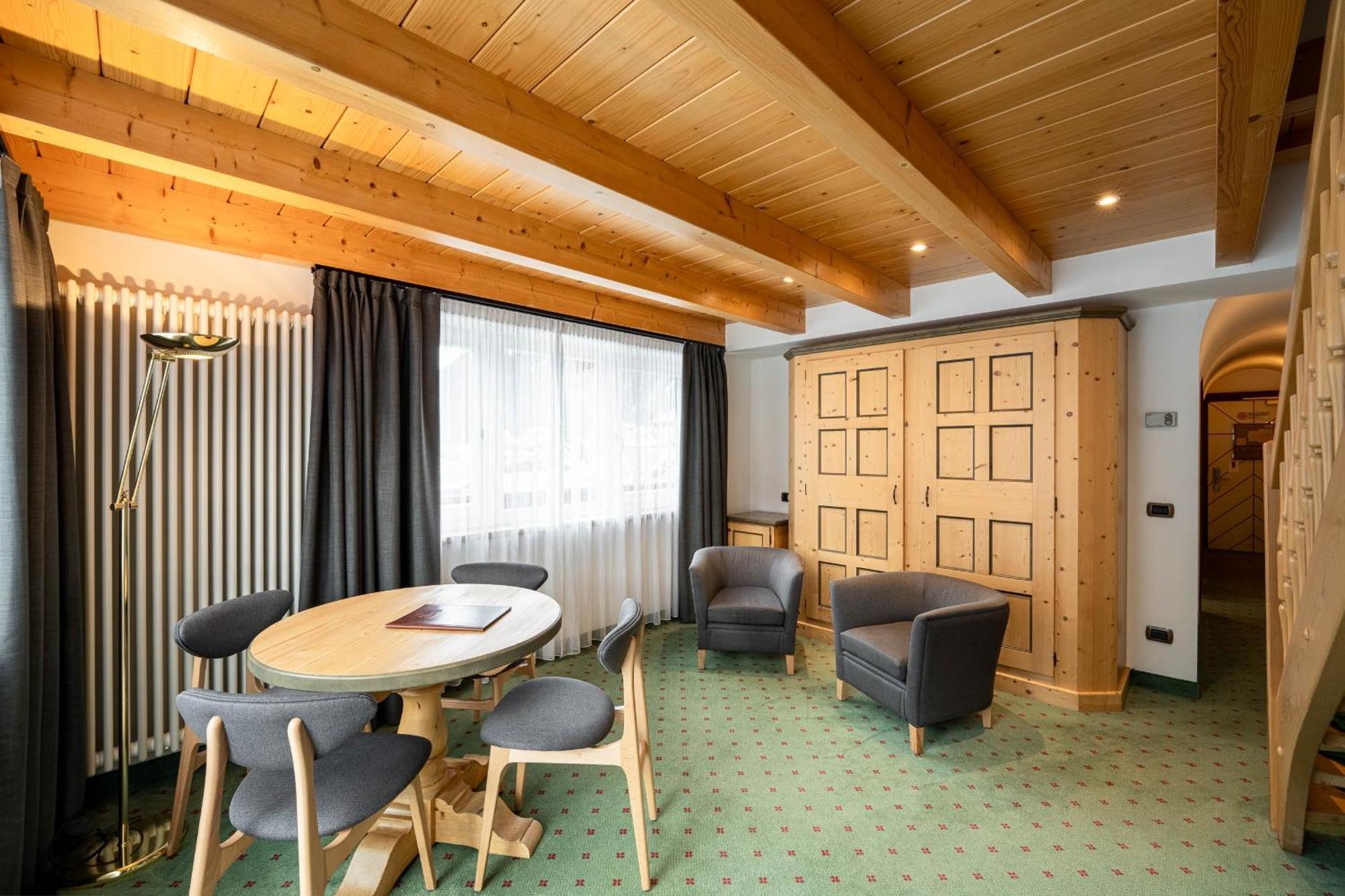 Croce Bianca Leisure & Spa Hotel 까나제이 외부 사진
